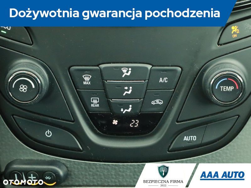 Opel Insignia - 11