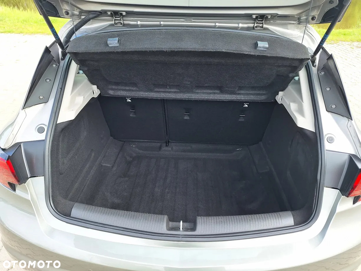Opel Astra 1.4 Turbo Innovation - 11