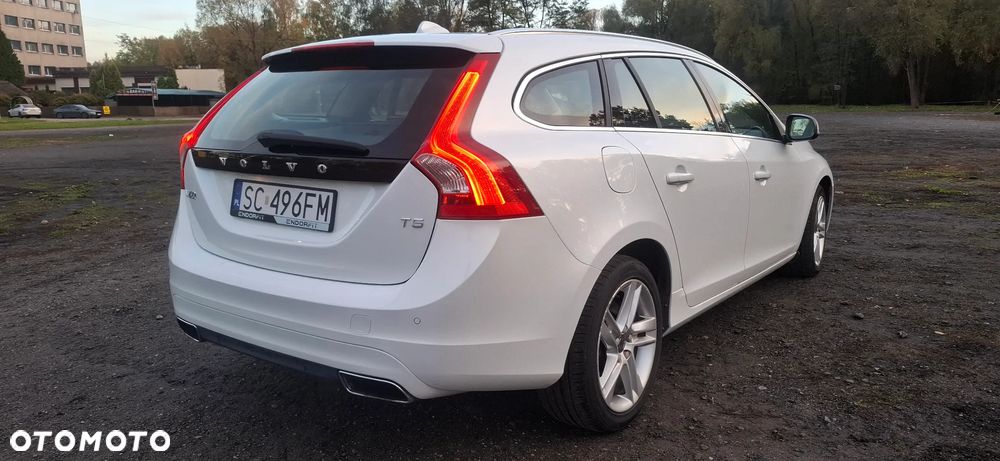 Volvo V60 - 17