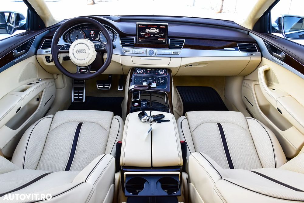 Audi S8 - 23