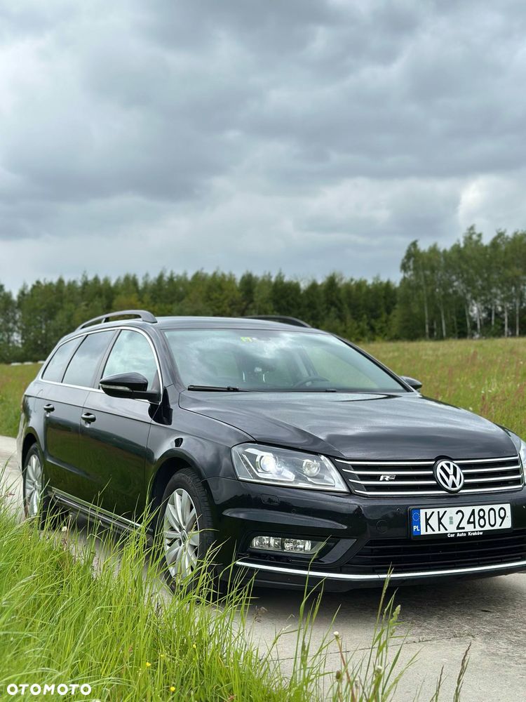 Volkswagen Passat 2.0 TDI Comfortline R-Style - 3