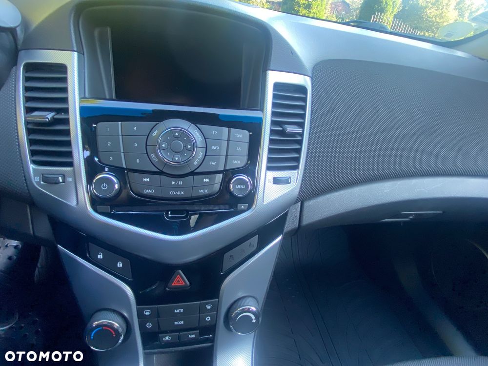 Chevrolet Cruze 2.0 D LTZ+ - 26