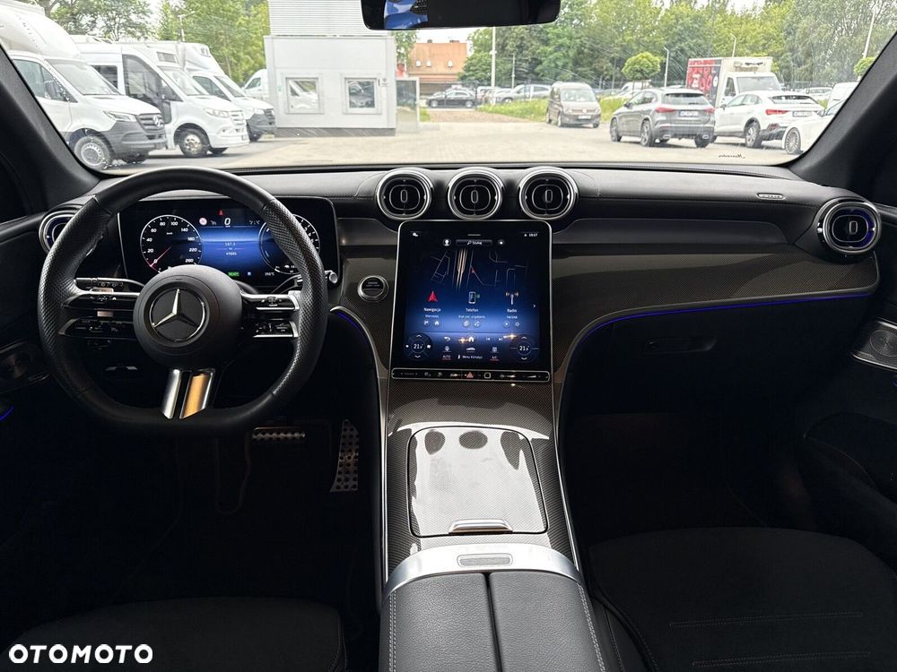 Mercedes-Benz GLC - 12