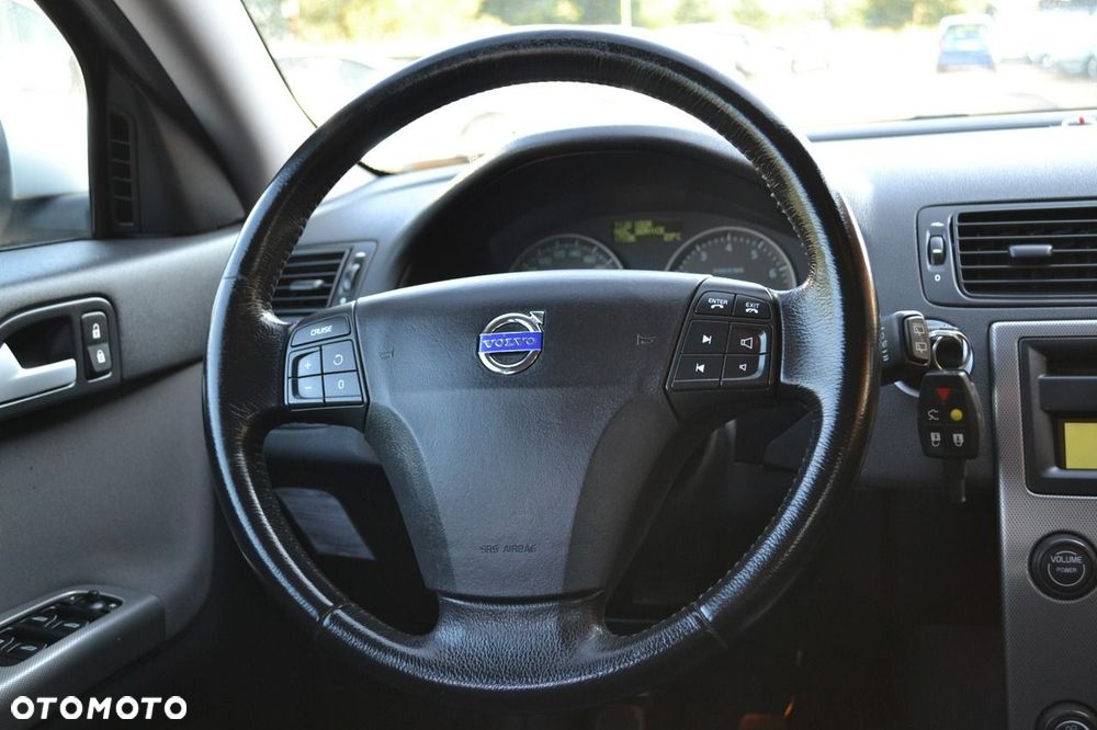 Volvo V50 - 10