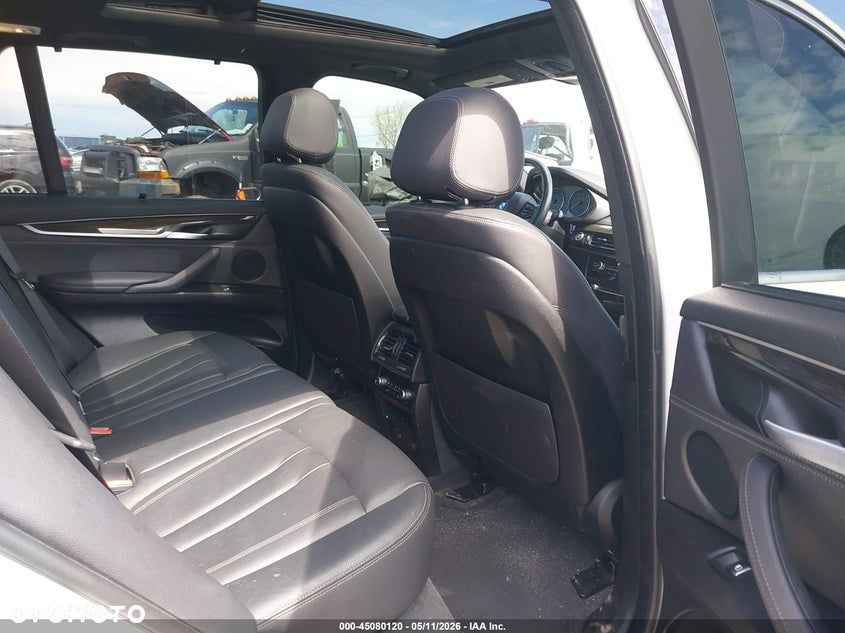 BMW X5 xDrive35i - 9