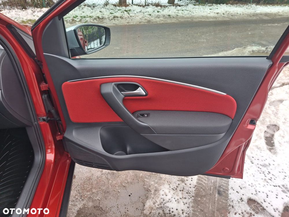 Volkswagen Polo 1.2 TSI (Blue Motion Technology) Cross - 11