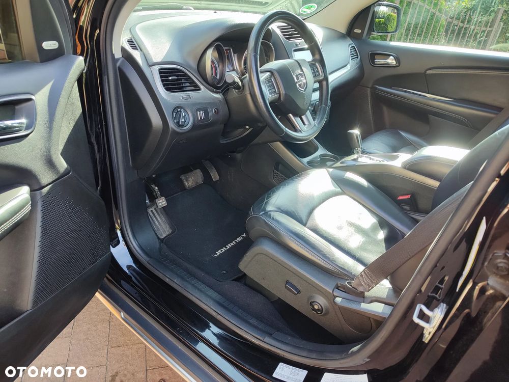 Dodge Journey - 12