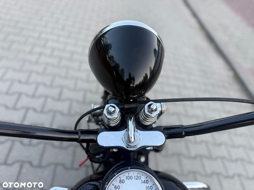 Harley-Davidson WL - 32