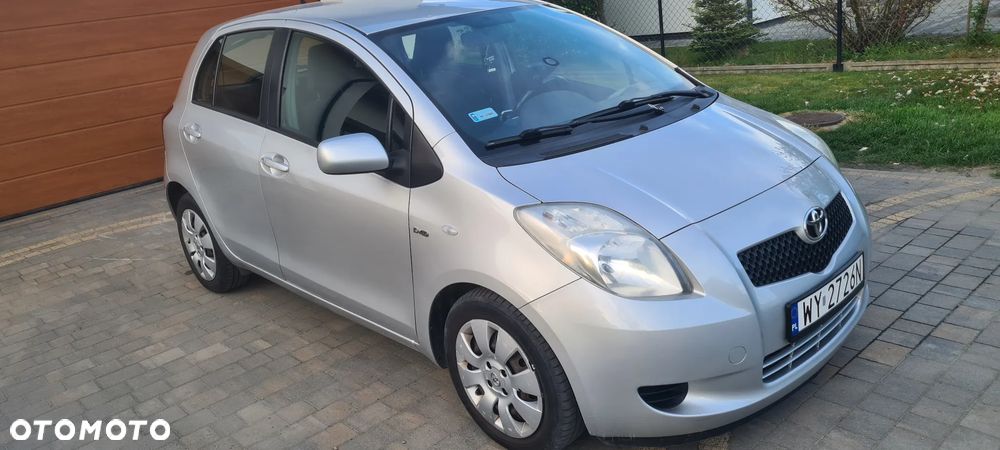 Toyota Yaris 1.4 D-4D Edition - 1