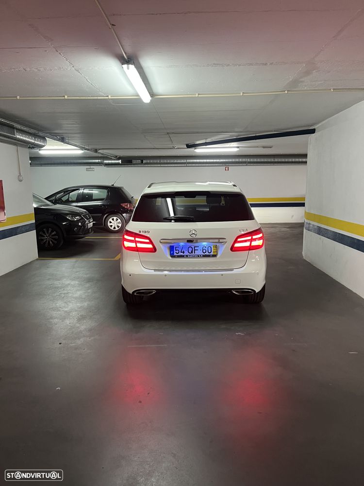 Mercedes-Benz B 180 CDI Urban - 38