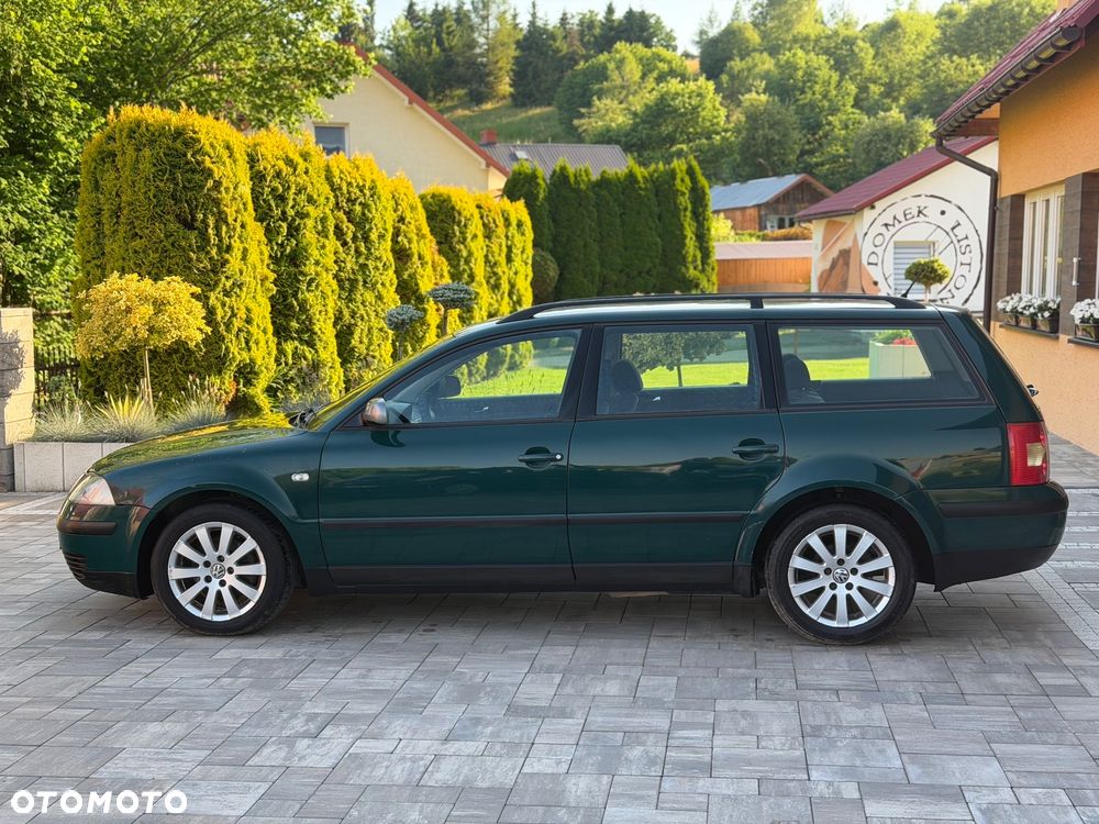 Volkswagen Passat 2.0 Basis - 3