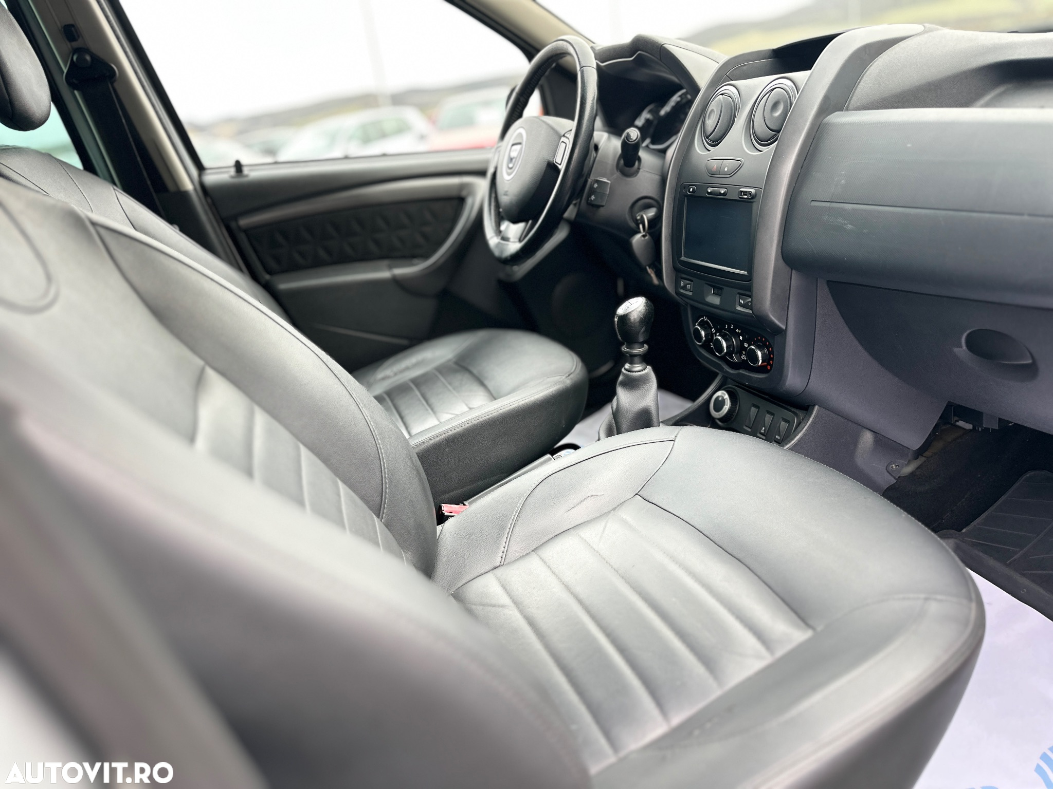 Dacia Duster 1.5 dCi 4x4 Ambiance - 6