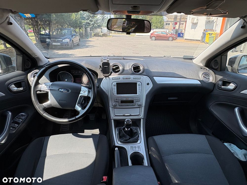Ford Mondeo - 7
