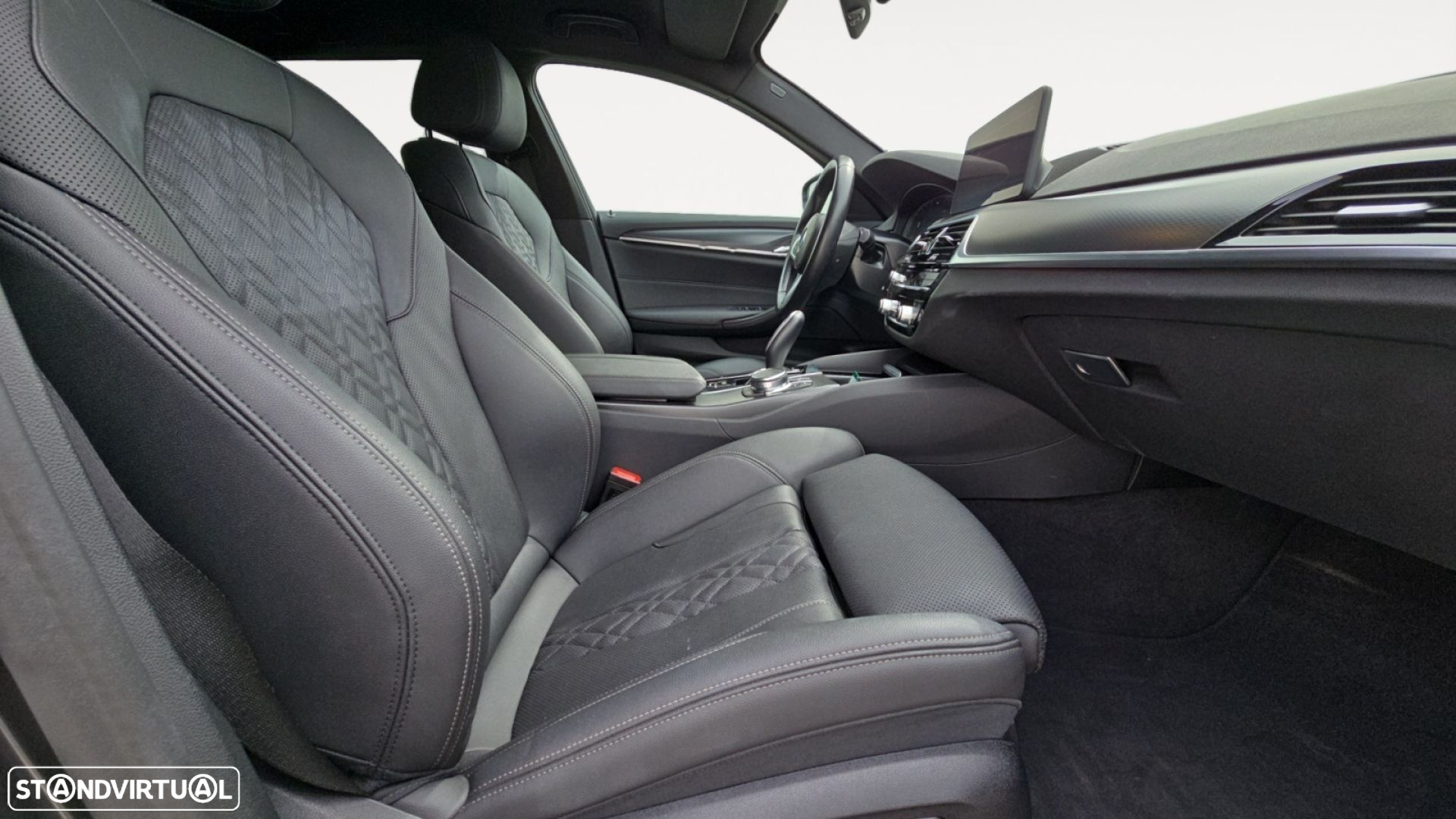 BMW 520 d Pack Desportivo M Auto - 10