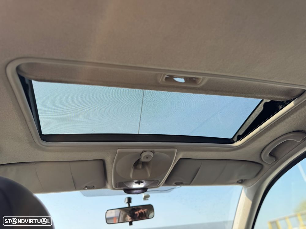 Ford Focus 1.4 Ambiente - 9