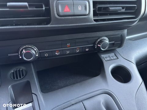 Opel Combo Life - 22