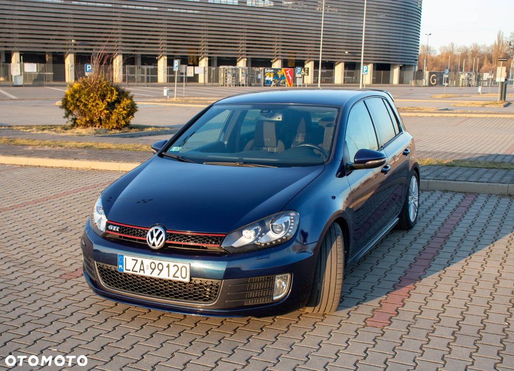 Volkswagen Golf 2.0 GTI - 1
