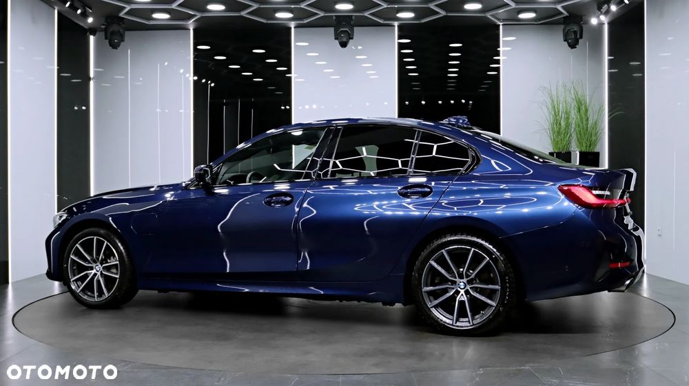 BMW Seria 3 330e Sport Line sport - 5