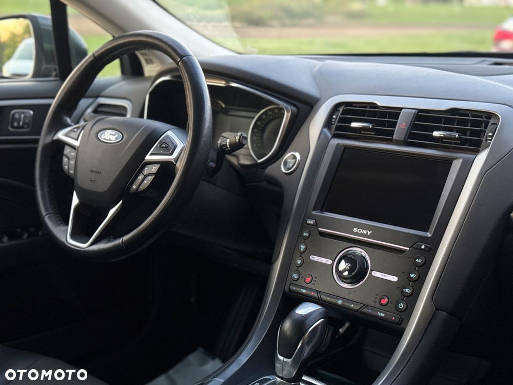 Ford Mondeo 2.0 EcoBoost Titanium - 6