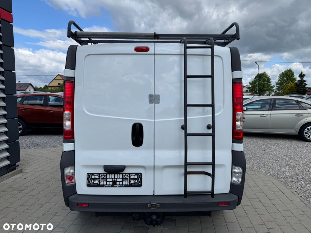 Renault Trafic - 9