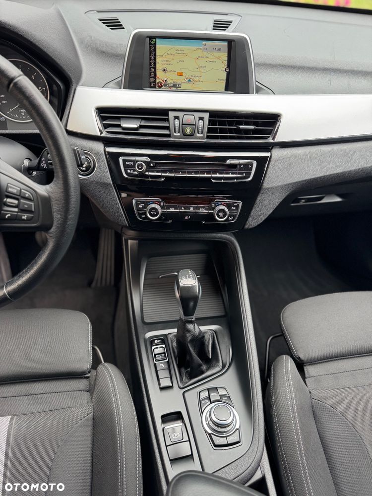 BMW X1 sDrive18d Advantage sport - 24