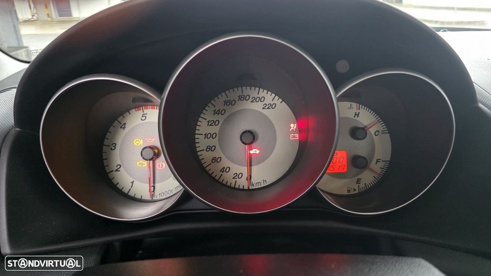 Mazda 3 Hatchback MZR 1.6 CD Exclusive - 10