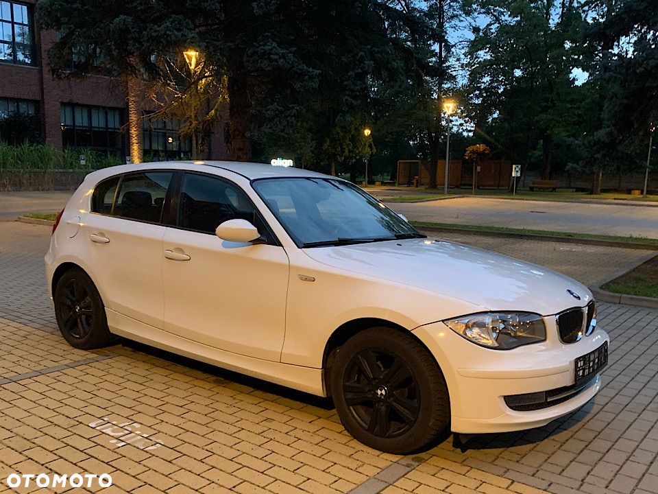 BMW Seria 1 - 21