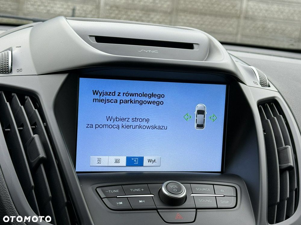 Ford Kuga 2.0 TDCi 2x4 Titanium - 14