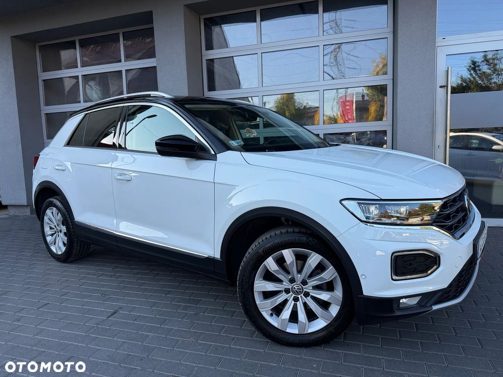 Volkswagen T-Roc 1.5 TSI ACT Premium - 23