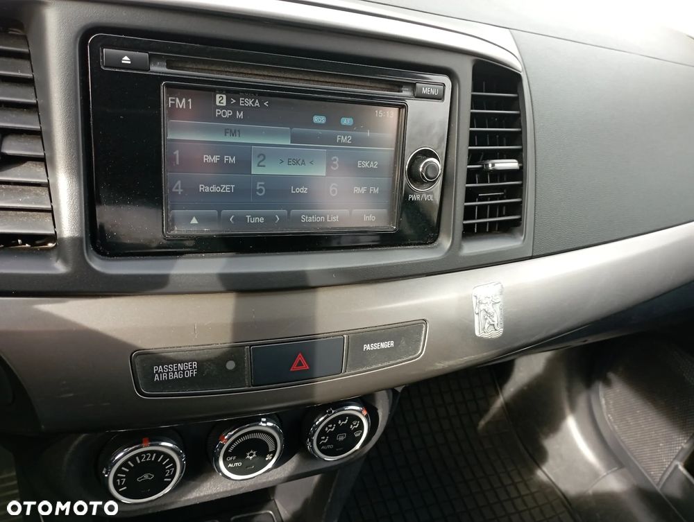 Mitsubishi Lancer 1.6 Intense - 10