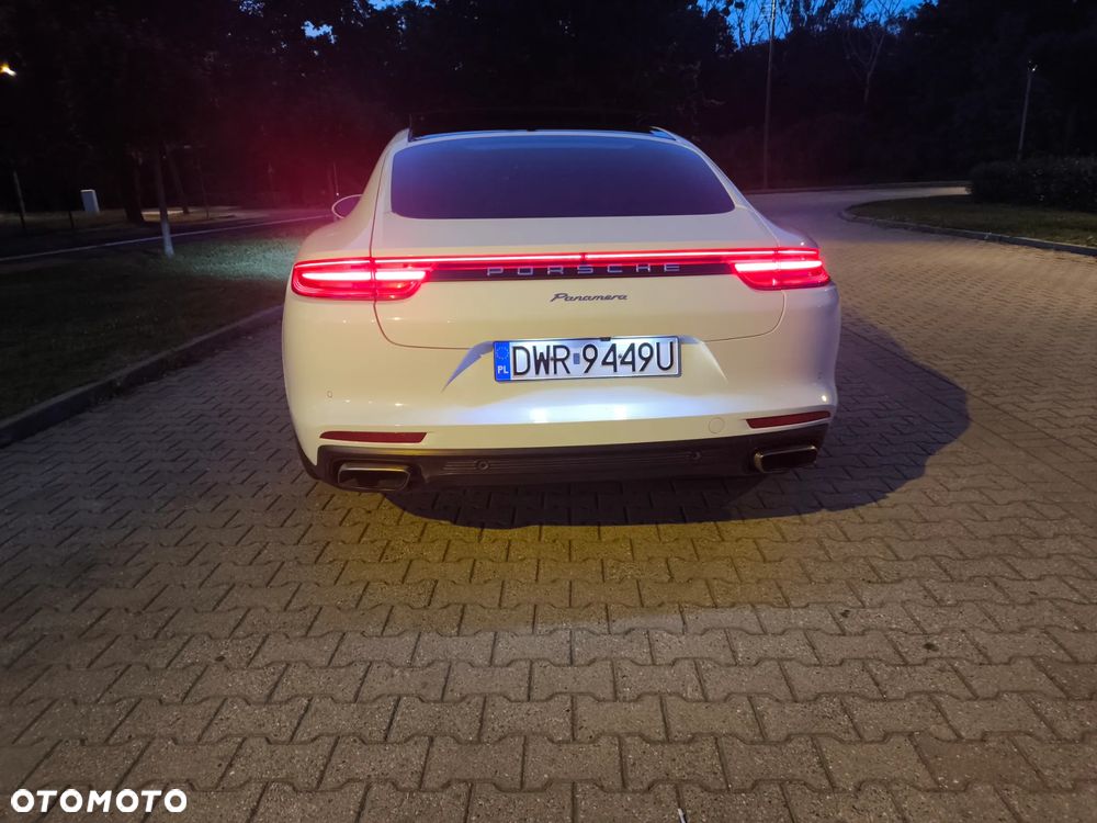 Porsche Panamera Standard - 20