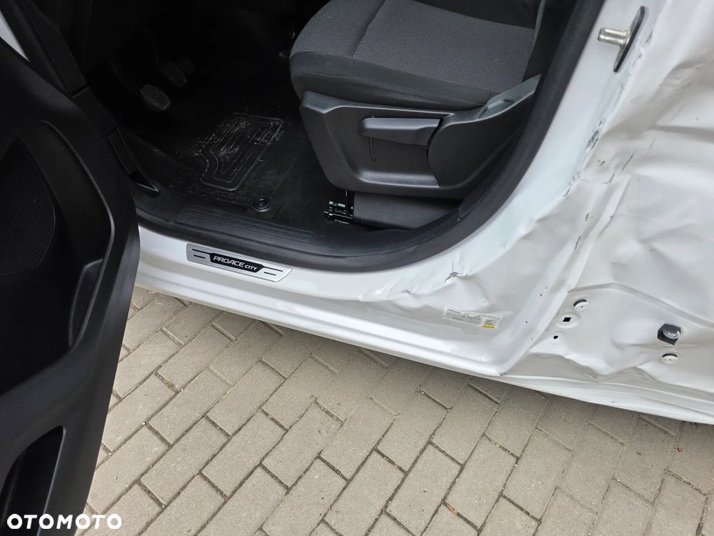 Toyota Proace City - 8