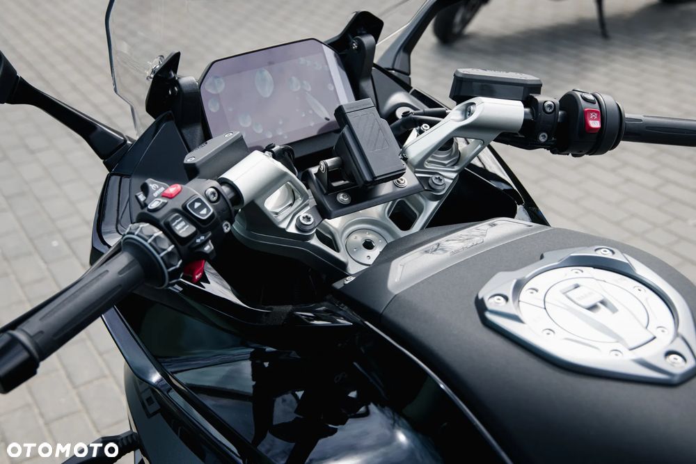 BMW R - 15
