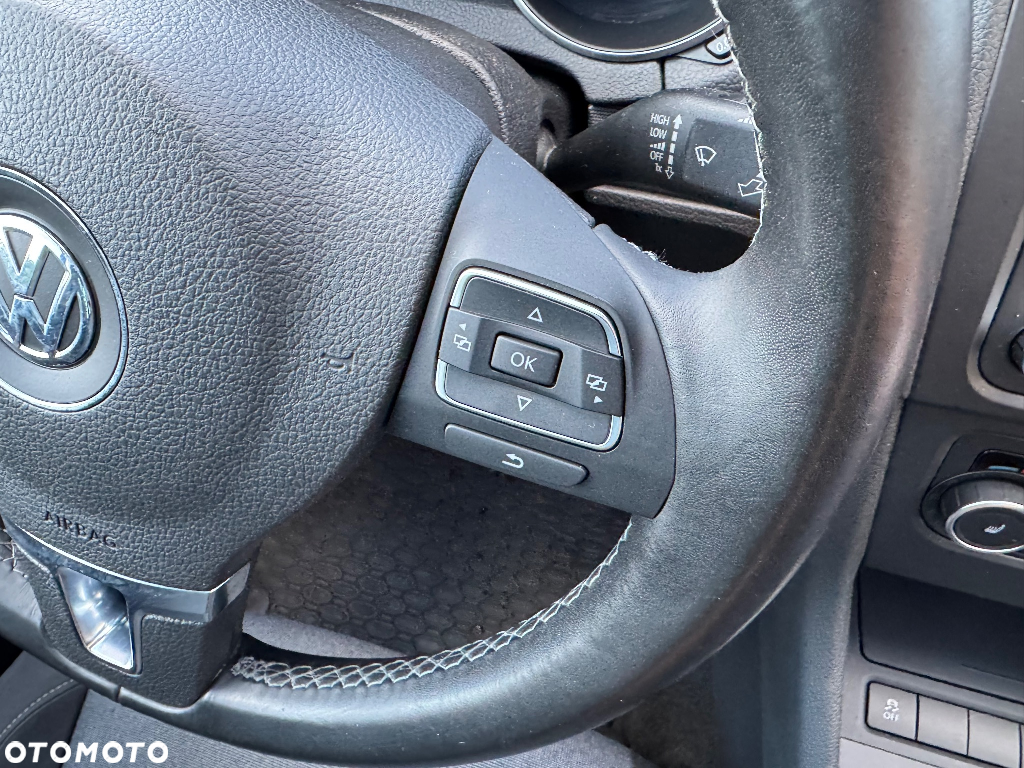 Volkswagen Golf 1.2 TSI BlueMotion Technology MATCH - 23