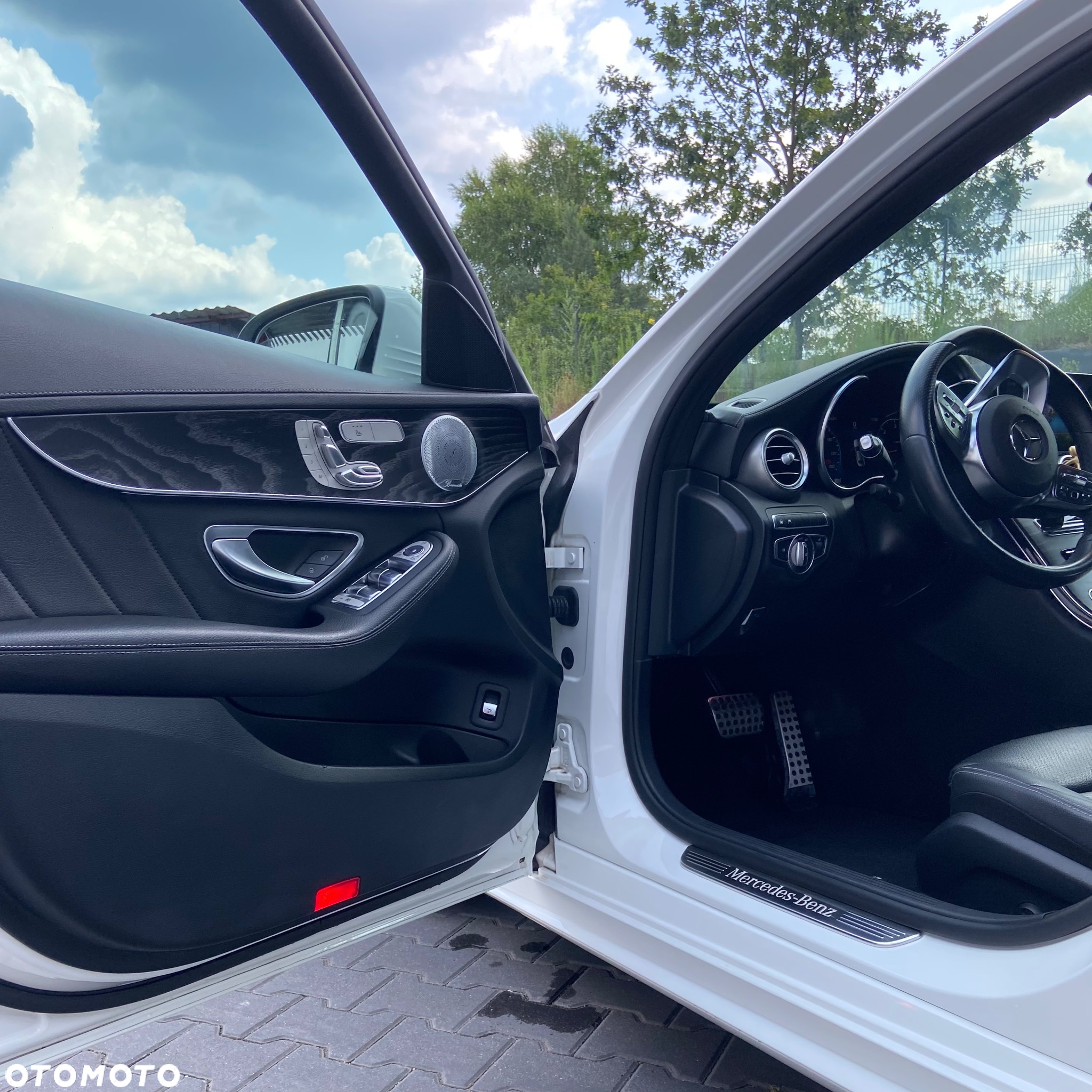 Mercedes-Benz Klasa C 220 d 4MATIC 9G-TRONIC - 14
