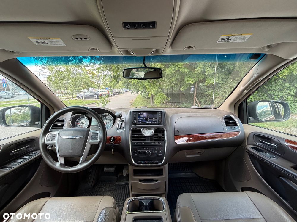 Chrysler Town & Country 3.6 Touring - 9