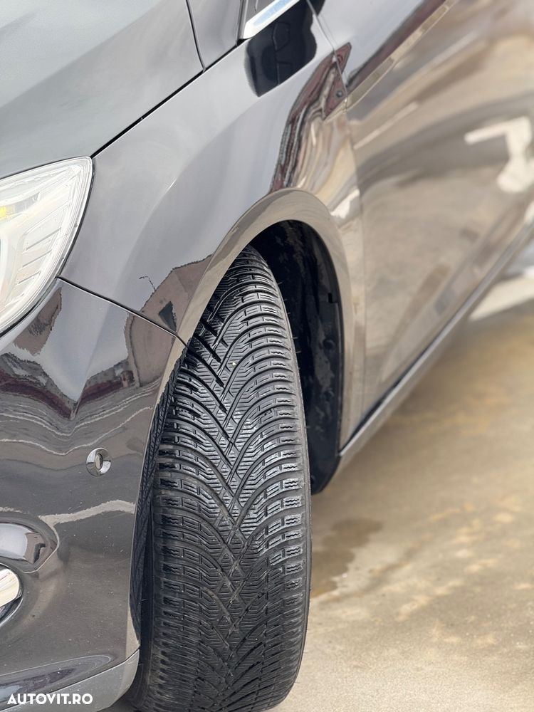 Ford Focus 1.6 TDCi DPF Titanium - 11