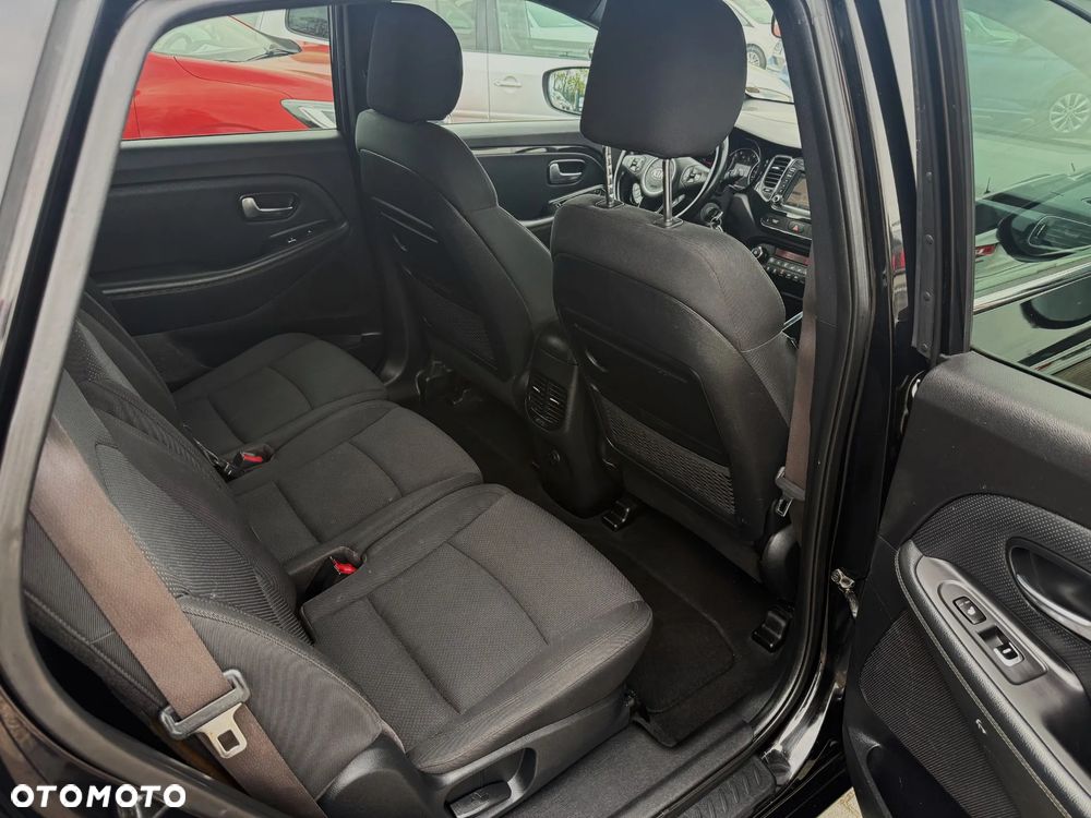 Kia Carens 1.7 CRDi 115 Dream-Team Edition - 11