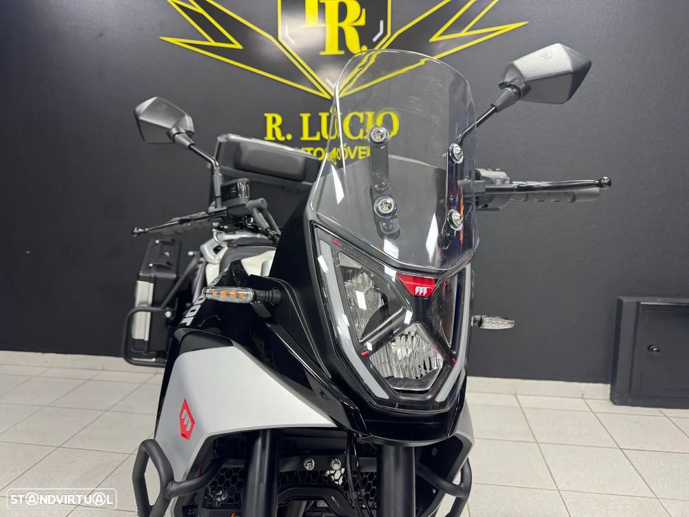 Macbor Montana XR1 125 - 4