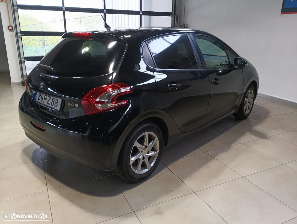 Peugeot 208 1.2 PureTech Style - 6
