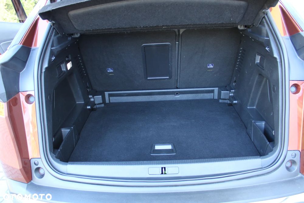 Peugeot 3008 BlueHDi 120 Stop & Start Allure - 23