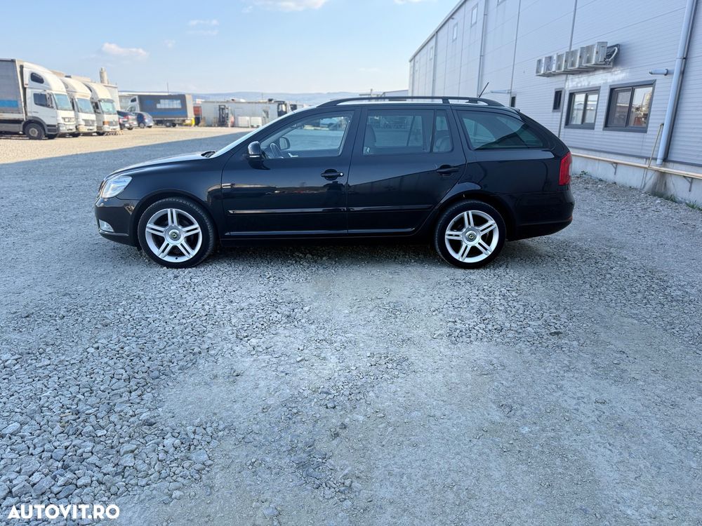 Skoda Octavia 1.6 TDI DPF DSG Elegance - 3