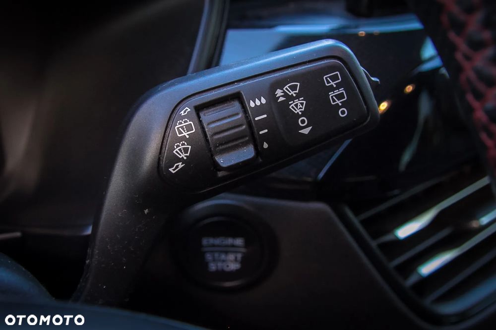 Ford Kuga 2.0 EcoBlue mHEV FWD ST-Line - 38