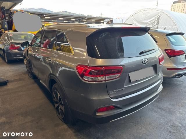 Kia Sorento 2016 photo 4