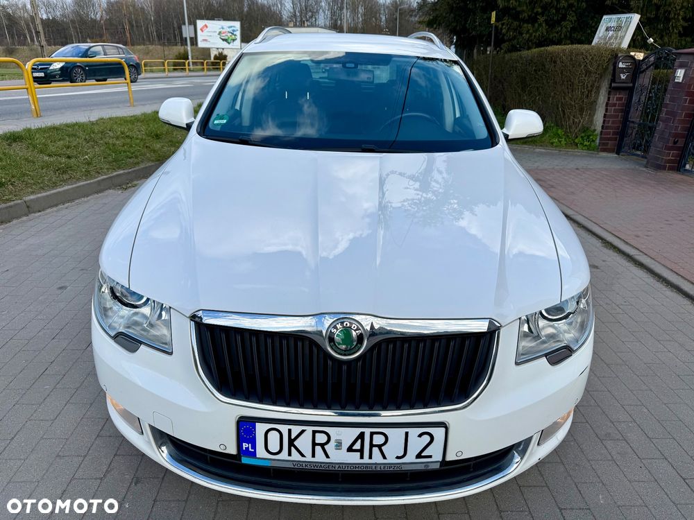 Skoda Superb 2.0 TSI DSG Exclusive - 5