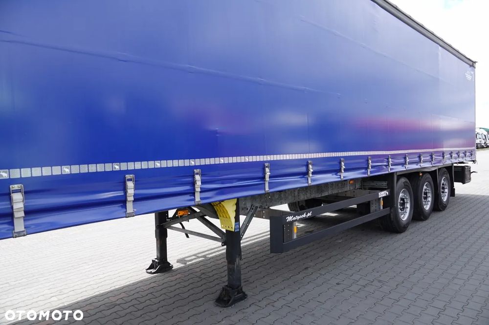 Schmitz Cargobull / FIRANKA / STANDARD / DWIE OSIE PODNOSZONE / - 11