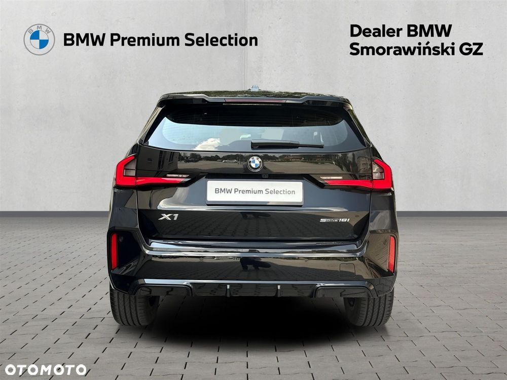 BMW X1 sDrive18i - 25