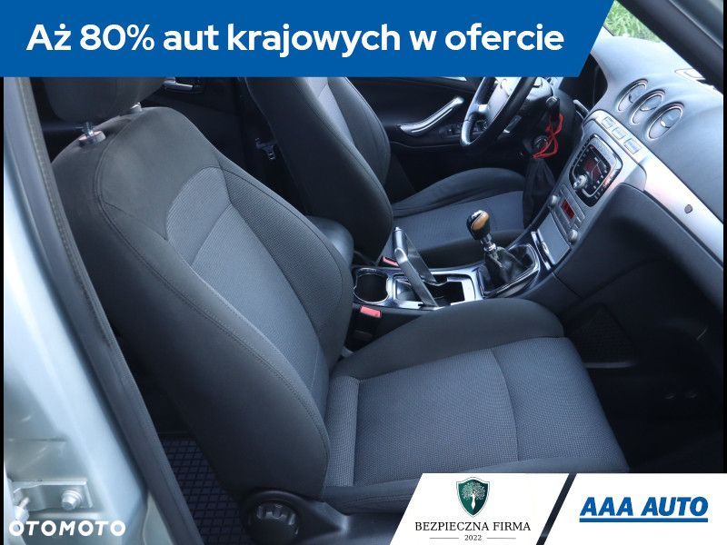 Ford S-Max - 10