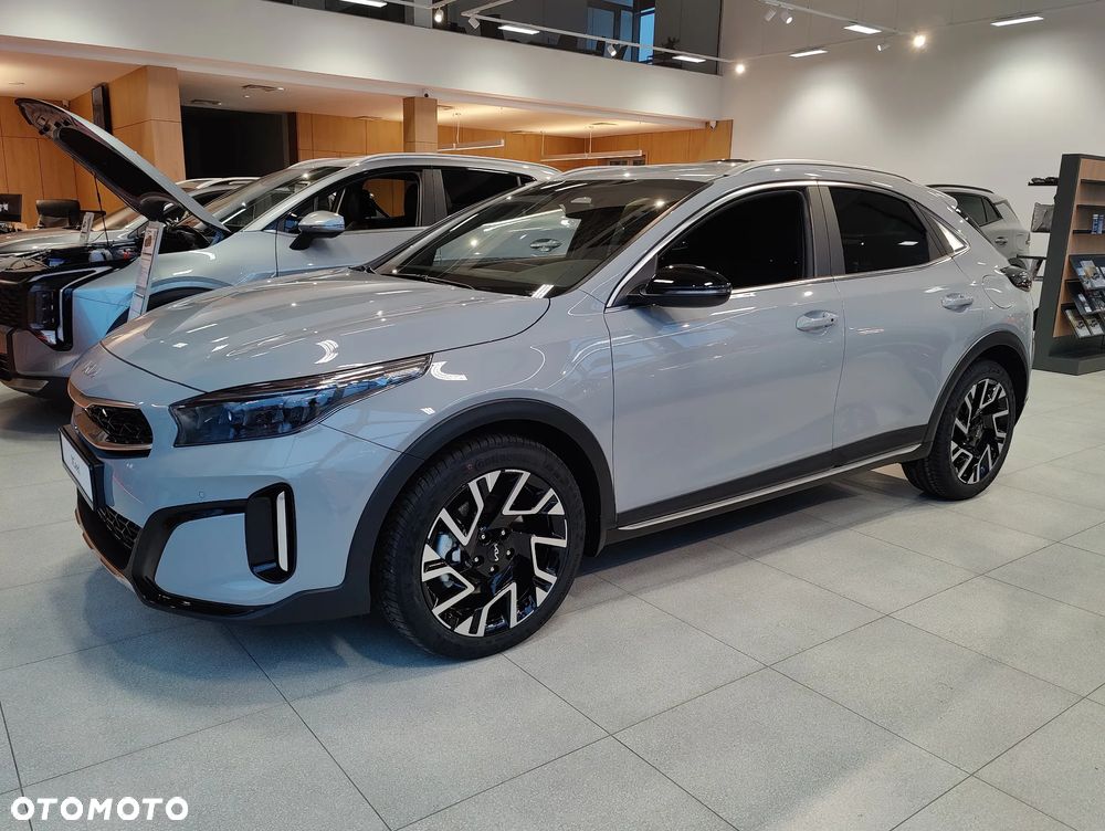 Kia XCeed 1.6 T-GDI Tribute DCT - 3