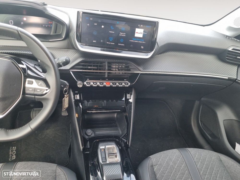 Peugeot 208 - 11
